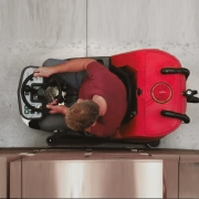 Automat czyszczący 75-80 litrów do podłóg i posadzek zmywarka samojezdna