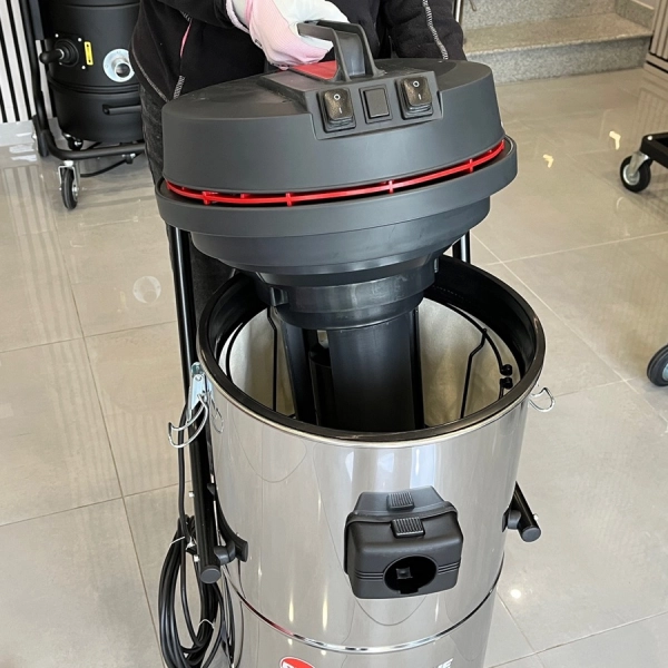 SM 50 F Baker odkurzacz piekarniczy jednosilnikowy głowica