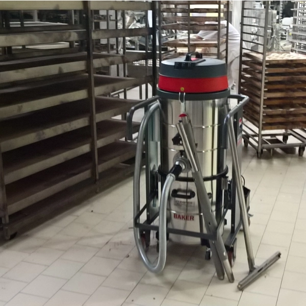 Stalowy giętki wąż do odkurzacza z zestawu piekarniczego BEC