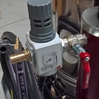 Odkurzacz przemysłowy pneumatyczny ATEX 21 HEPA zasilany sprężonym powietrzem reduktor