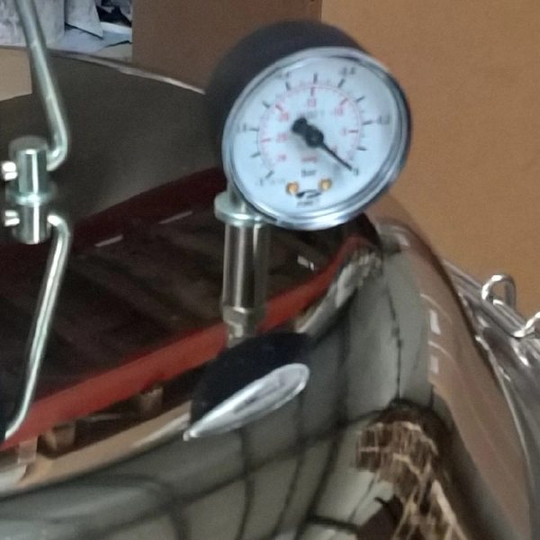 Odkurzacz przemysłowy pneumatyczny ATEX 21 HEPA zasilany sprężonym powietrzem manometr