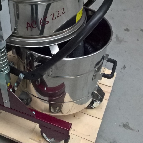 Odkurzacz przemysłowy pneumatyczny ATEX 21 HEPA zasilany sprężonym powietrzem zbiornik