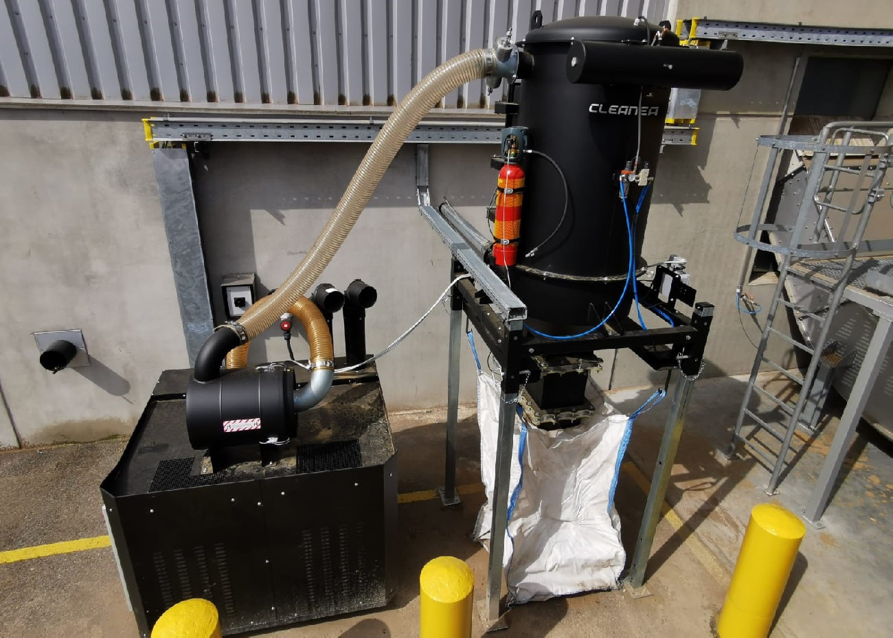 DV-AIR filtrocyklon z automatycznym systemem pneumatycznego czyszczenia filtrów do centralnego systemu