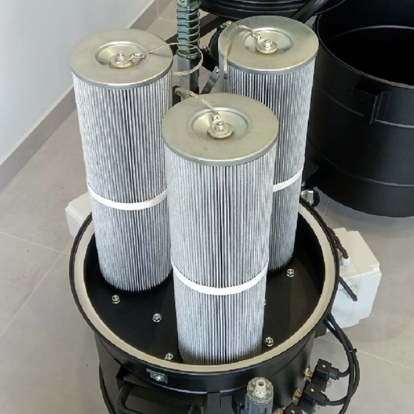 M65 SP LP TAN odkurzacz trzy silnikowy z automatycznym czyszczeniem filtrów kompresorem