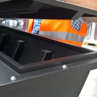 Separator 580 litrów kontenerowy uchylny z głowicą cyklonową do odkurzacza klap