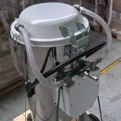 Odkurzacz pneumatyczny do zbierania wody zasilany sprężonym powietrzem